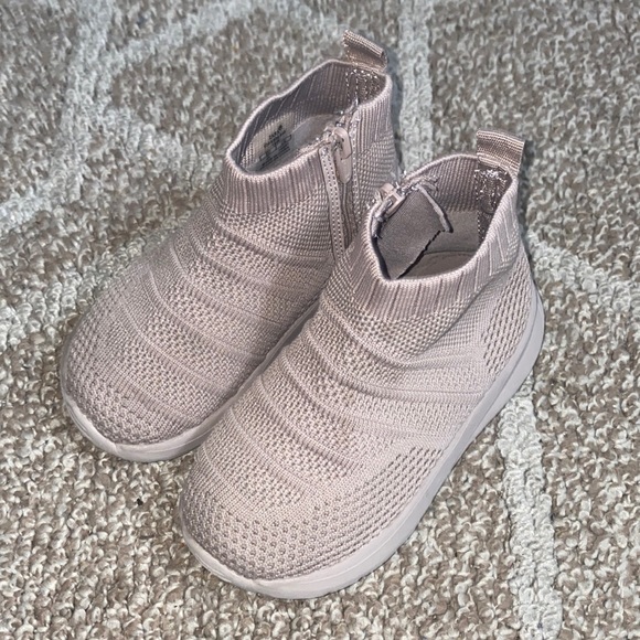 Zara Shoes Zara Toddler Girl Sneakers Poshmark